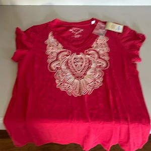 Sonoma Medium size life style short sleeve new teeshirt